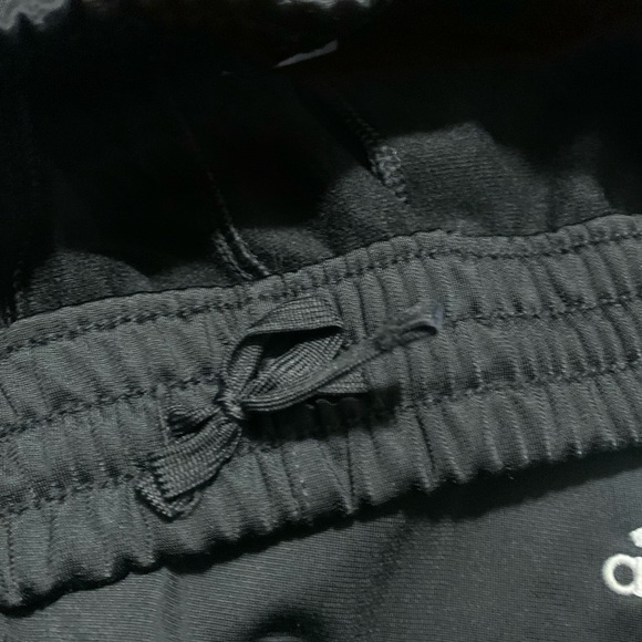 Boys Adidas and Under Armour Athletic pants - Picture 9 of 9